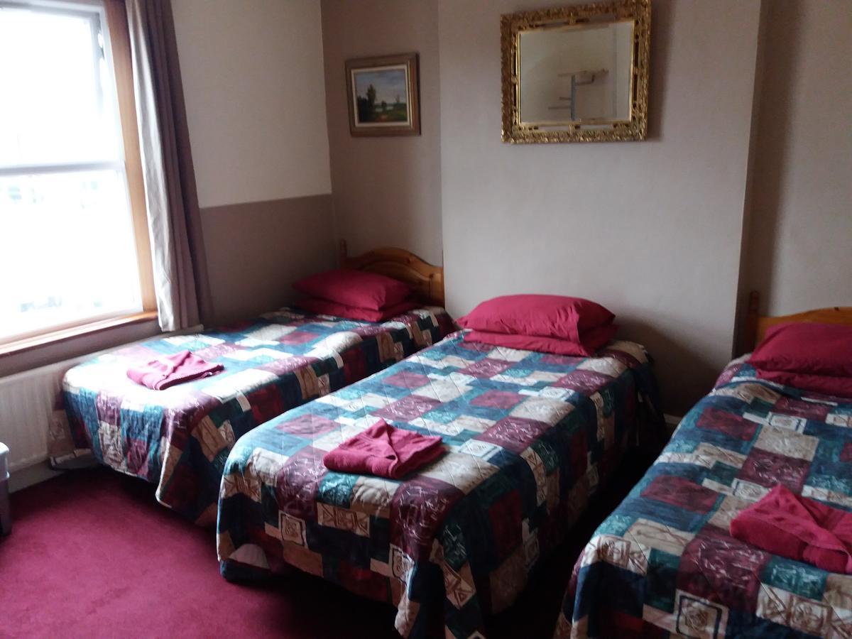 The Crouch Oak Bed & Breakfast Адълстоун Екстериор снимка